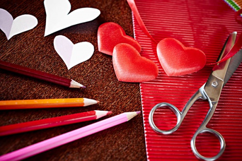 Kipkis.com-make-valentine-s-day-special-on-a-budget.jpg